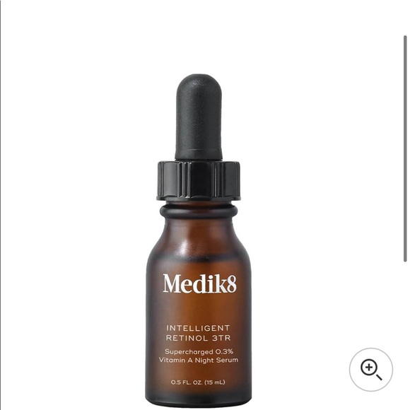 MAKEUP & SKINCARE MYSTERY BOX - Picture 5 of 11